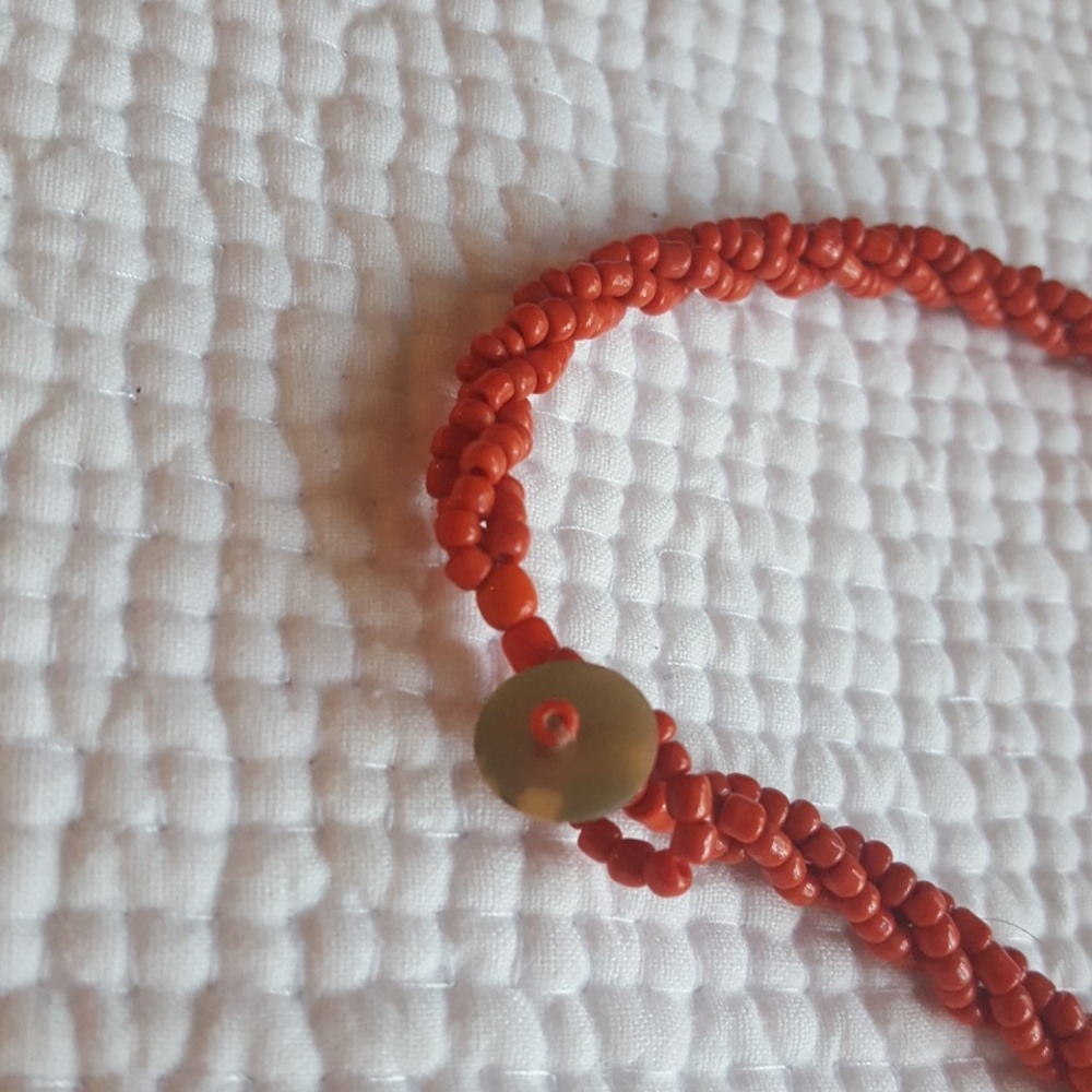 Shell Necklace - Picture 3 of 4